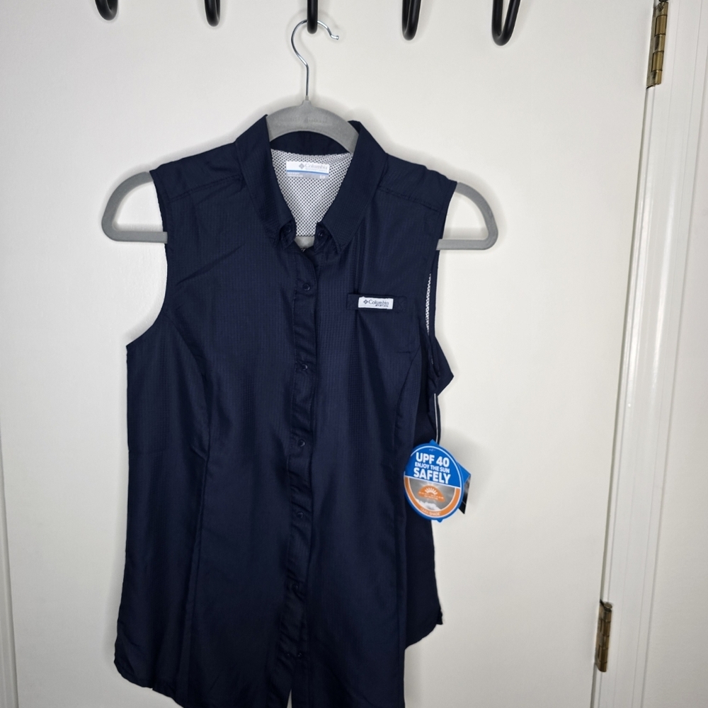 Columbia Women's Navy Sleeveless Sun Shirt Size Small NWT